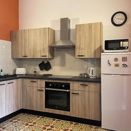 Parisio One Bedroom Maisonette In Σλιέμα Εξωτερικό φωτογραφία